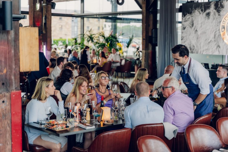 Elements Bar and Grill Walsh Bay photo 9